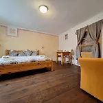 V Suchu Pensjonat 3*