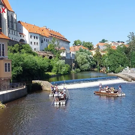 펜지온 V 수추 3* 체스키크룸로프