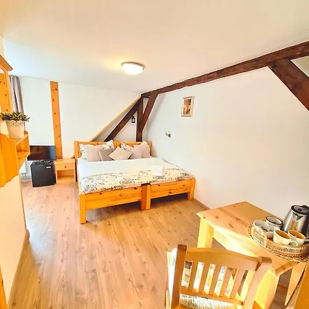 V Suchu Гостевой дом